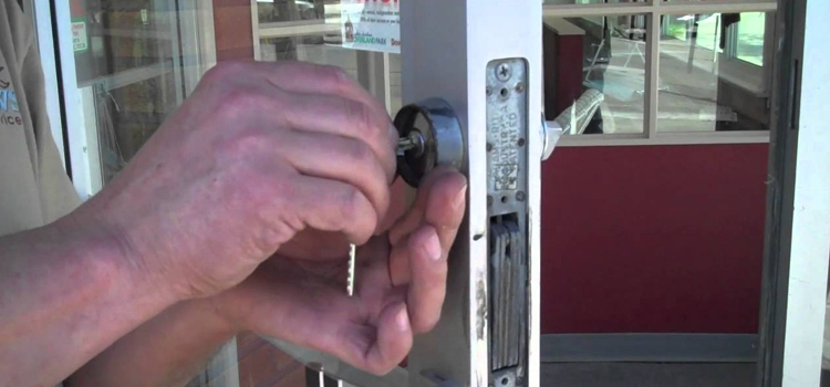 commercial door lock repair Half Moon Bay